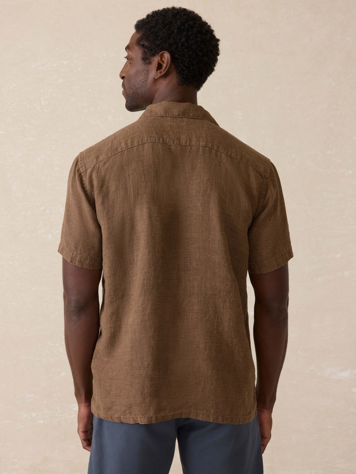 SU25-FAHERTY-MENS-MWS2541-DOK-SsReserveBasqueCampShirt-DarkOakwoodPincheck_BACK_OM_WS_1.jpg