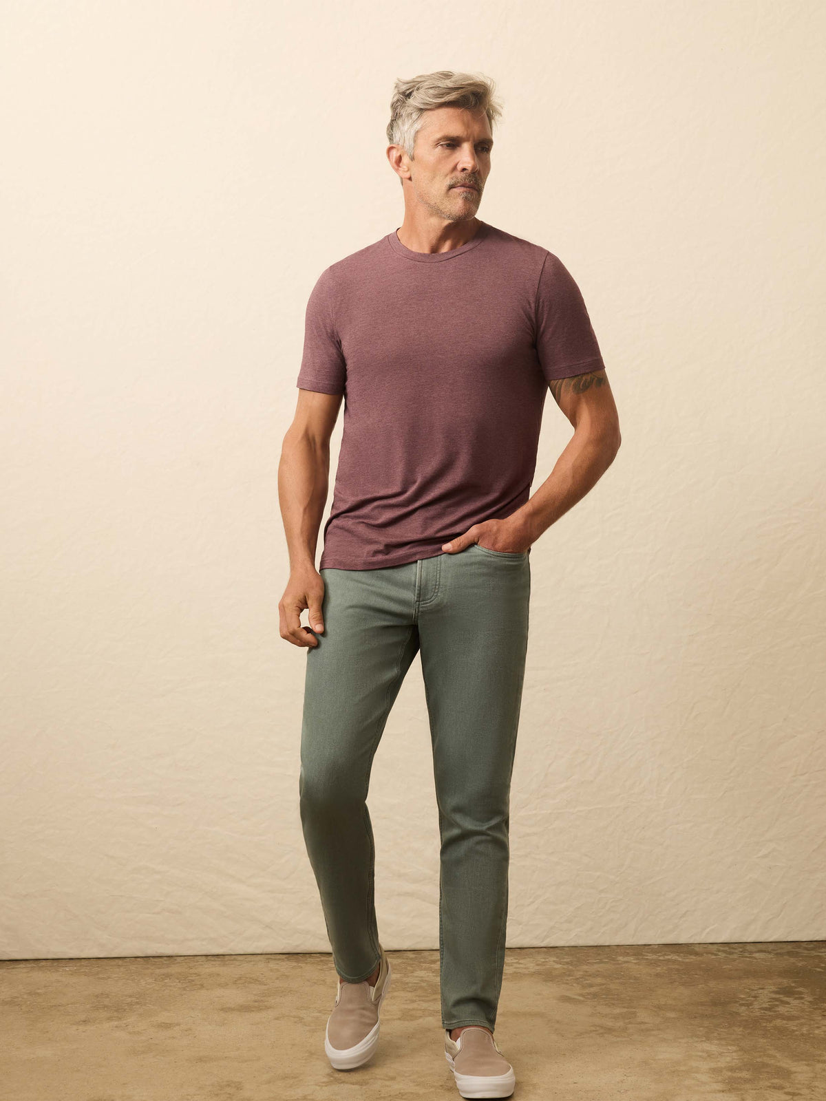 SU25-FAHERTY-Mens-MBF2440-STS-StretchTerry5pocket-StormySeas-X_OM_FULL_BODY_2.jpg