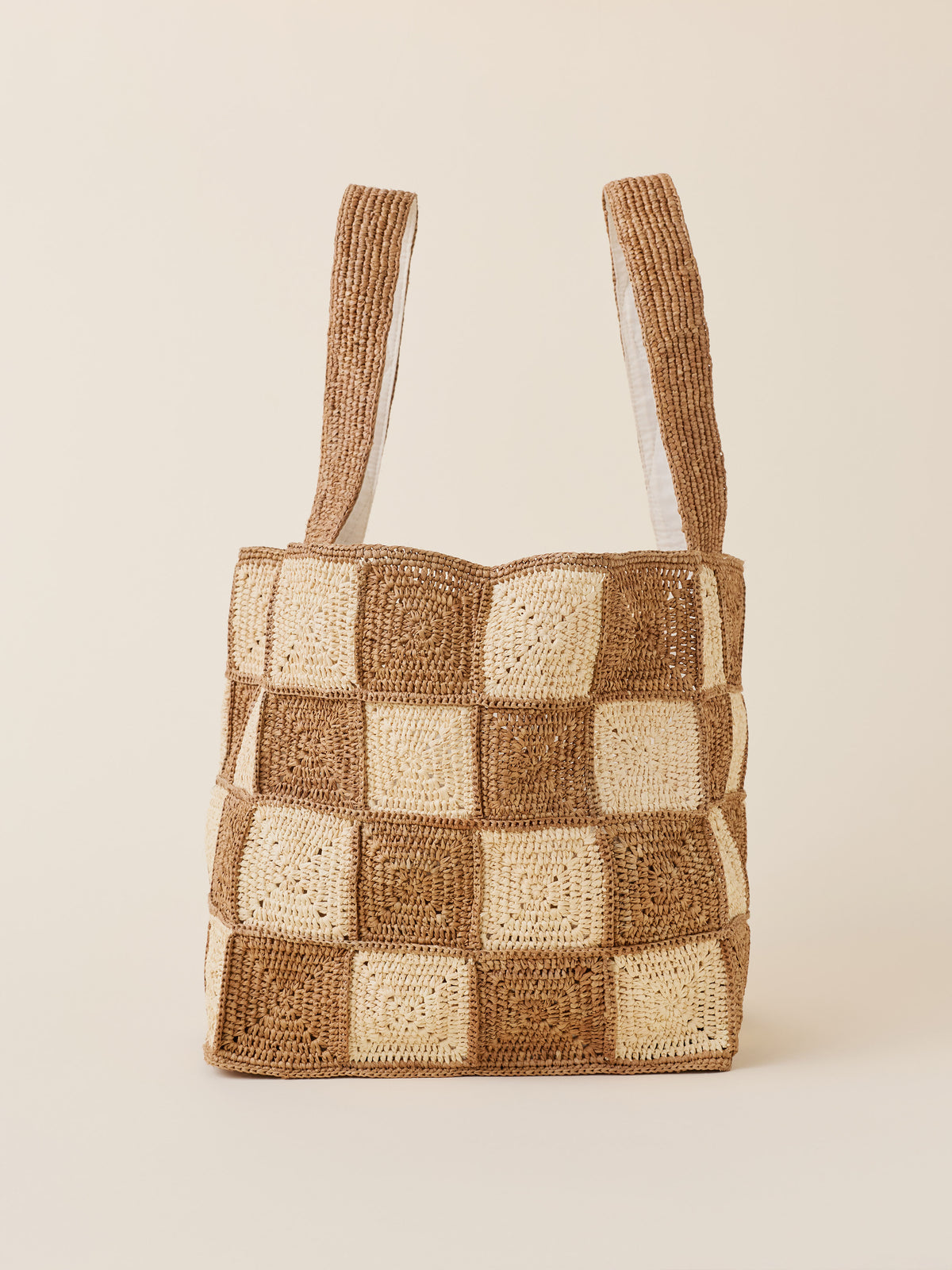 WAU2613-NAT_Oversized_Artisan_Straw_Tote_LD_BACK_1_Web.jpg