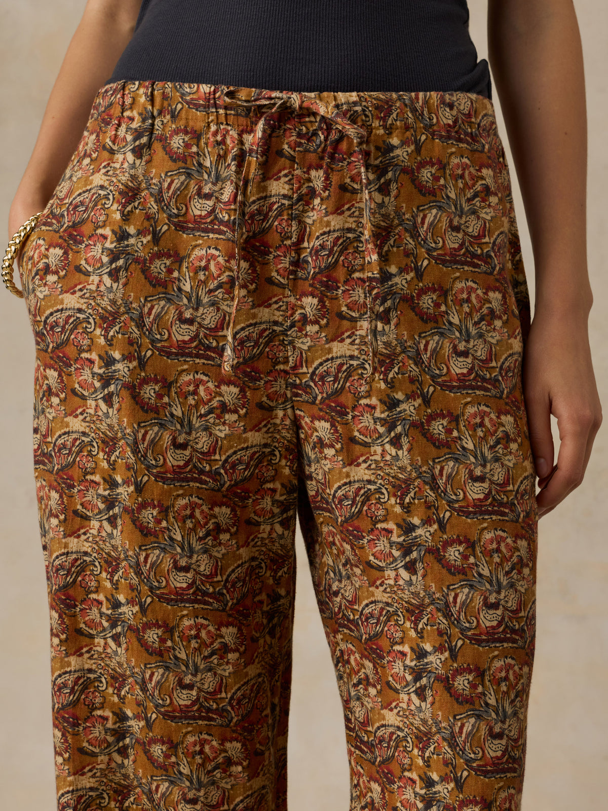 WBF2601-VGZ_Laidback_Linen_Pant_OM_DETAIL_2_Web.jpg