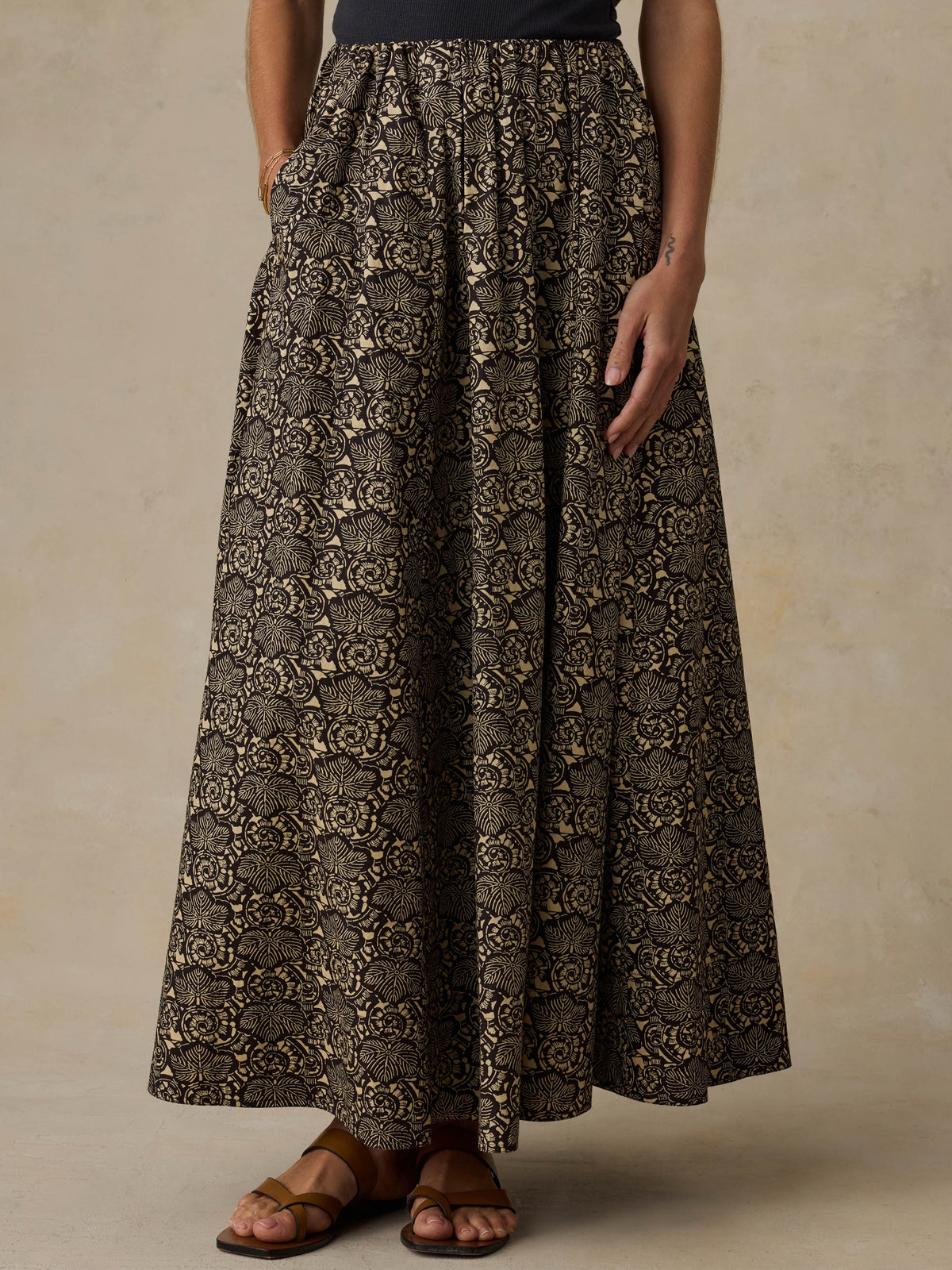 WBF2603-BNB_Coastal_Poplin_Nera_Skirt_OM_FRONT_CROP_1_Web.jpg