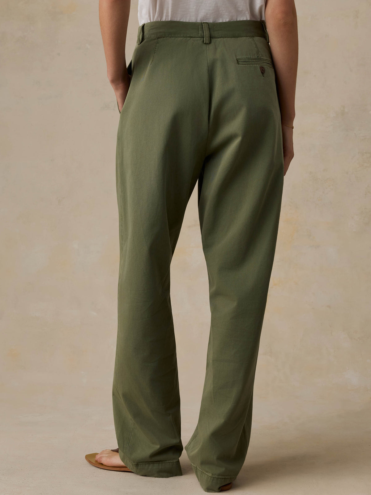 WBF2609-CXL_Seafarer_Chino_Pant_OM_BACK_CROP_1_Web.jpg