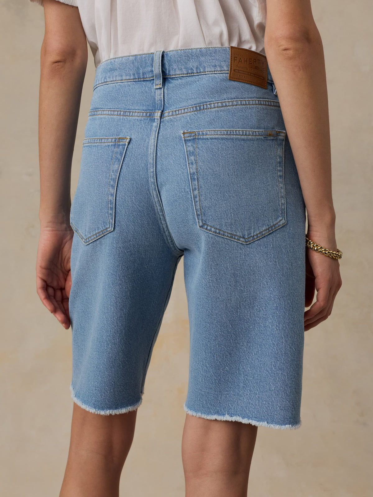 WBU2624-BAA_Boyfriend_Denim_Short_OM_DETAIL_1.jpg