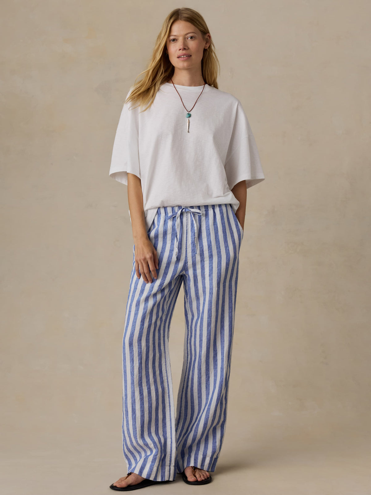 WBU2642-OCX_Laidback_Linen_Pant_OM_FULL_BODY_1_Web.jpg