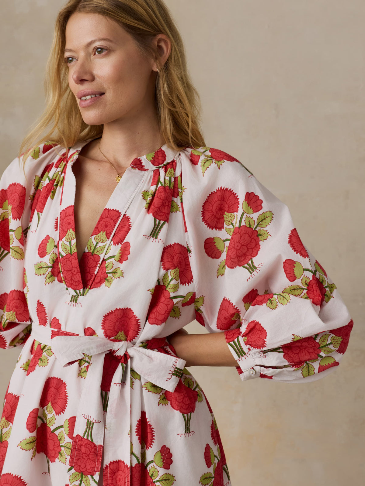 WDU2620-BXP_Voile_Kaia_Mini_Dress_OM_DETAIL_1.jpg