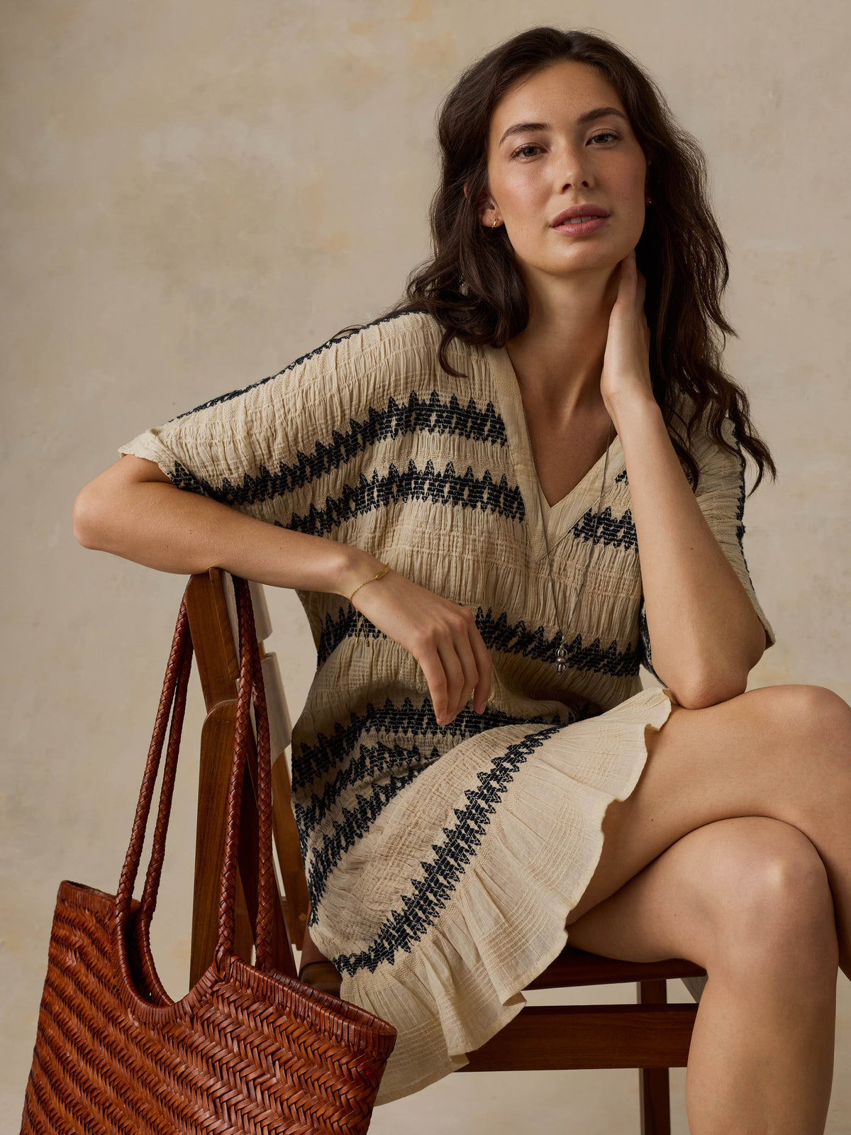 WDU2652-ANX_Selene_Mini_Dress_OM_EDITORIAL_1_Web_4a74b457-c0db-40b8-a9d8-76d07dc4cd45.jpg