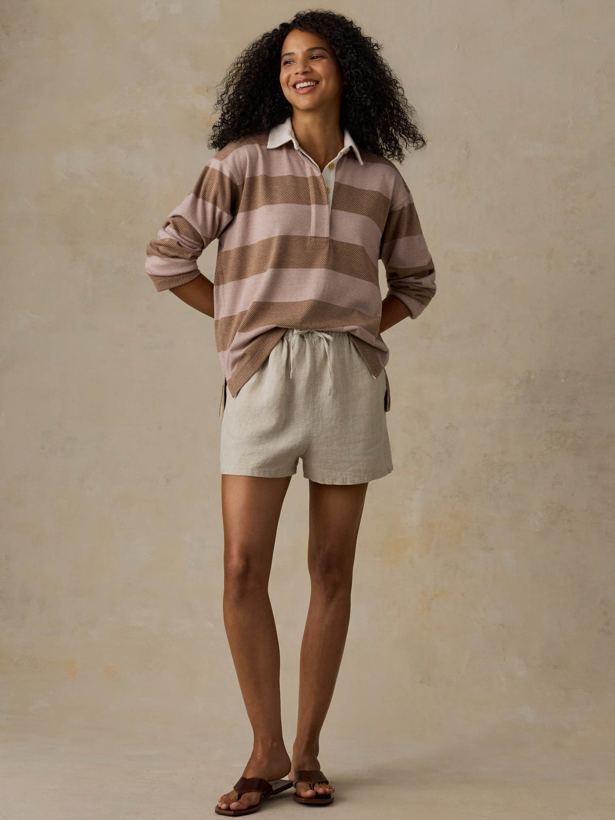 WKF2531-SXX_Legend_Sweater_Rugby_Popover_OM_FULL_BODY_1_Web.jpg