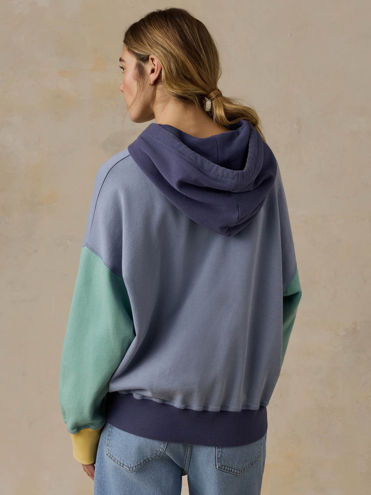 WKS2628-HBX_Oceanside_Fleece_Oversized_Hoodie_OM_BACK_CROP_1_Web.jpg