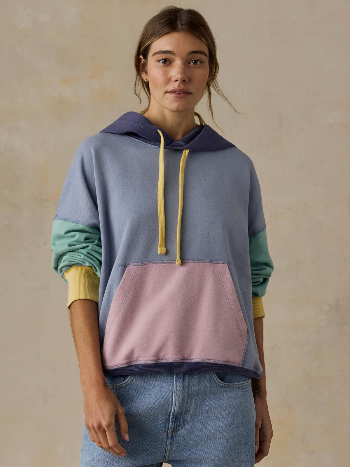 WKS2628-HBX_Oceanside_Fleece_Oversized_Hoodie_OM_FRONT_CROP_1_Web.jpg
