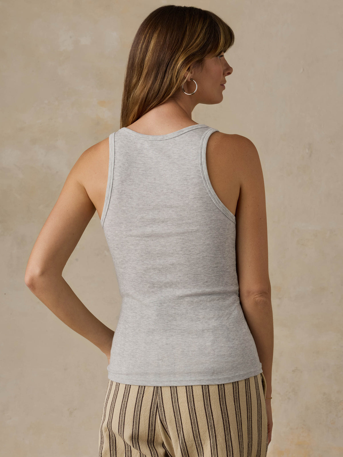 WKU2503-LGH_Featherweight_Freestyle_Tank_OM_BACK_CROP_1_Web.jpg