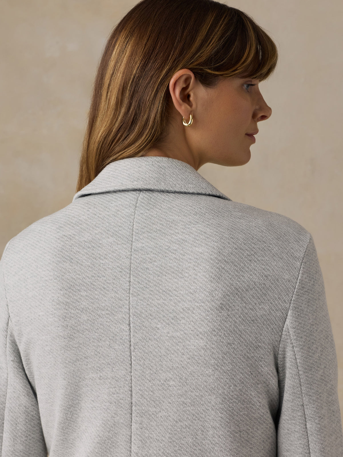 WOS2507-HGY_Inlet_Knit_Blazer_OM_DETAIL_1_Web.jpg