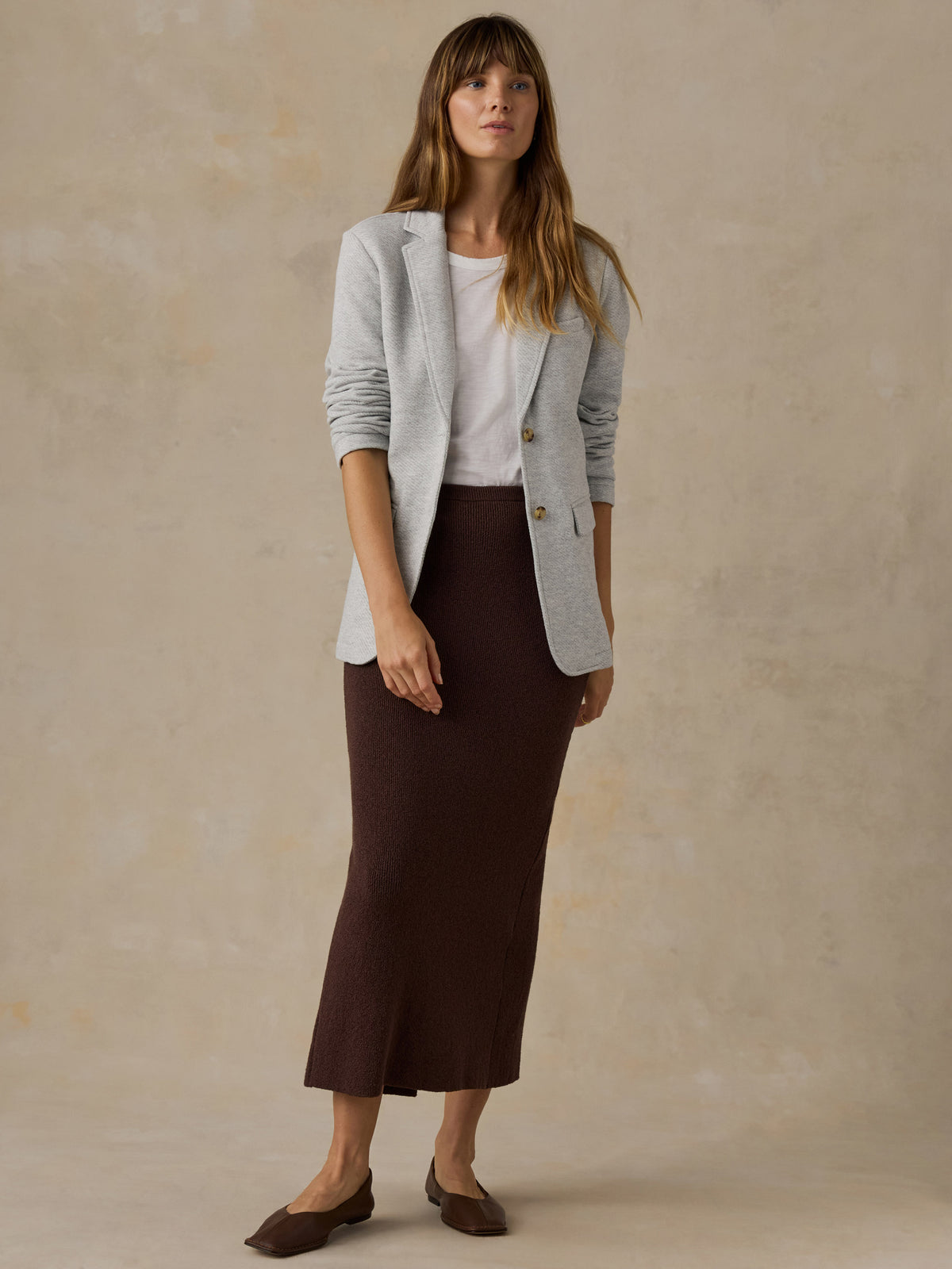 WOS2507-HGY_Inlet_Knit_Blazer_OM_FULL_BODY_1_Web.jpg