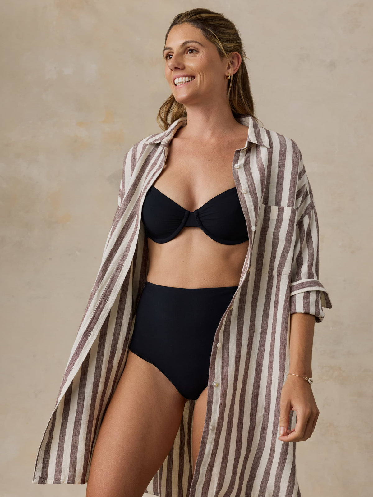 WSU2628-BLK_Soleil_Bottom_OM_EDITORIAL_1_Web.jpg
