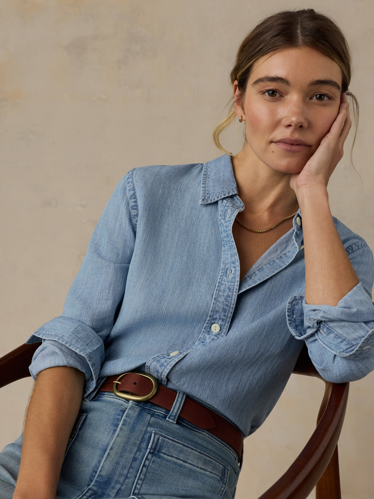 WWF2613-MWA_Tried_True_Chambray_Shirt_OM_EDITORIAL_1_Web.jpg