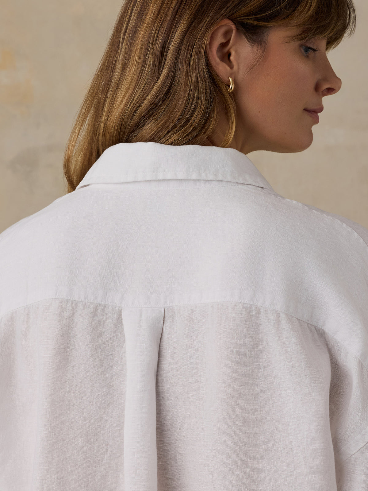 WWU2601-WHT_Laguna_Linen_Relaxed_Shirt_OM_DETAIL_1_Web.jpg